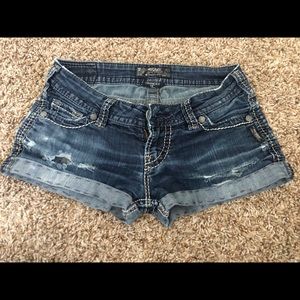 Silver denim shorts Frances 18’’ Size 25/31